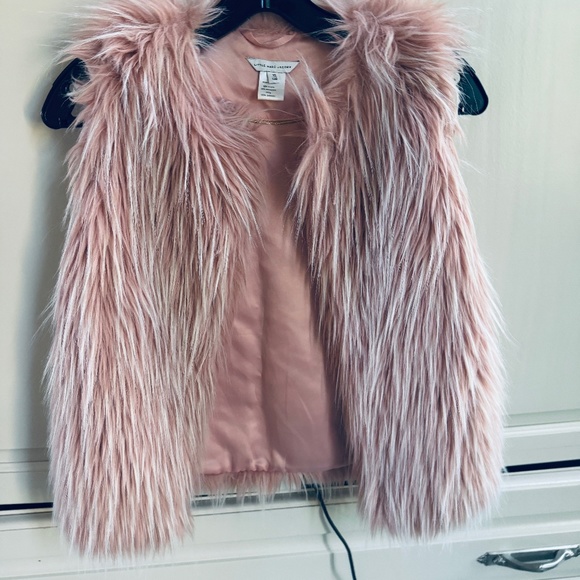 Girls Vest. Brand: Little Marc Jacob, size 10, color: light pink - Picture 1 of 3